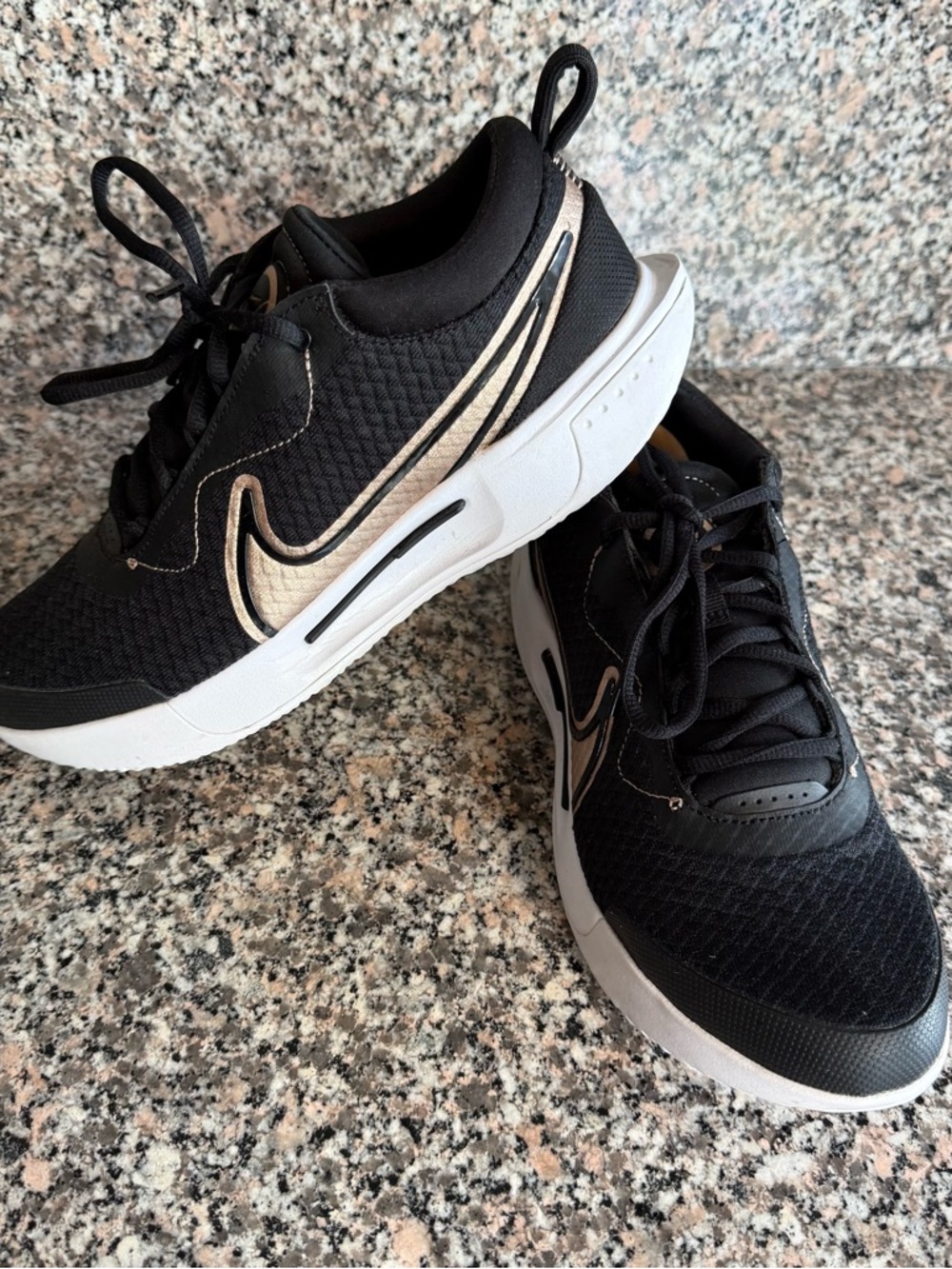 NikeCourt Zoom Pro Black Metallic Red Bronze - Women’s size 8.5